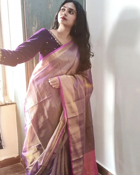 Uppada Tissue Sarees, Purple Tissue Saree, Silk Tissue Saree, Velvet Blouse, Tissue Saree, Velvet Blouses, Contrast Blouse, Purple Silk, Saree Blouse Designs