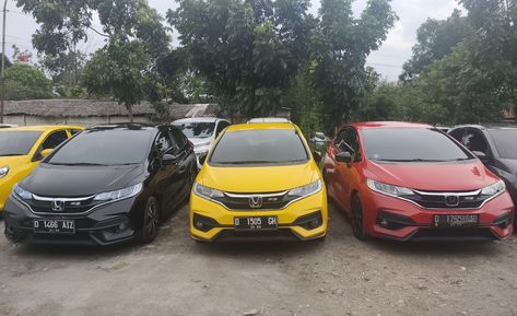 https://pikniksaja.com/rental-mobil-bandung/ Rental Mobil