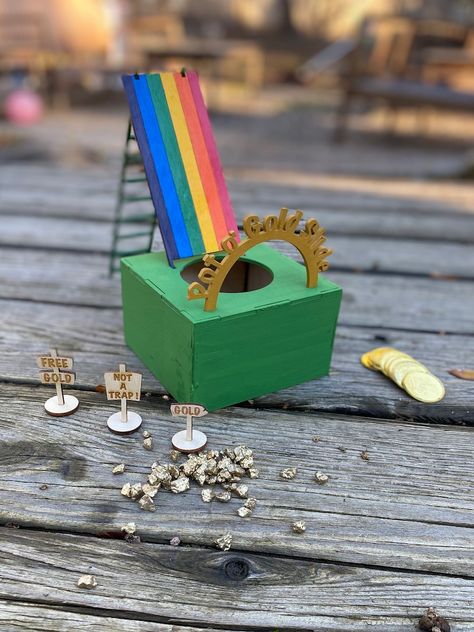 MadeByBaarts - Etsy Homemade Leprechaun Traps, Leprechaun Houses Diy, Leprechaun Trap Tissue Box For Kids, Shoebox Leprechaun Trap, Shoe Box Leprechaun Trap, Simple Leprechaun Trap, Leprechaun Traps Ideas For Kids School, Leprachan Trap For Kids Easy, Trickster Fairy