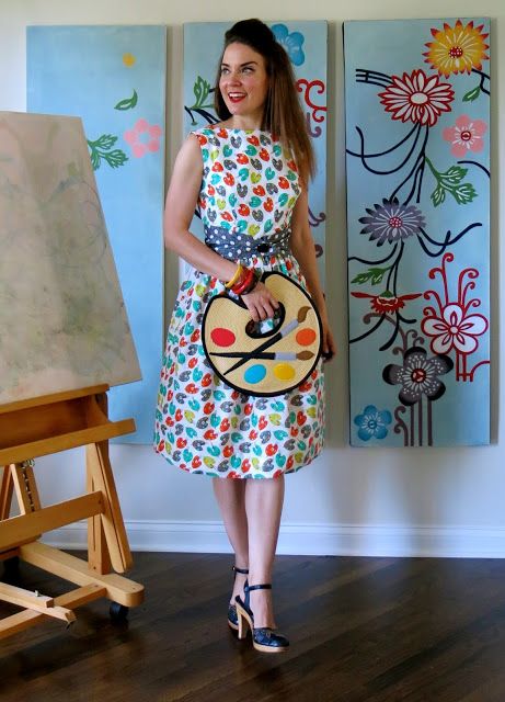 art teacher clothes Art Teacher Outfits, Art Gallery Outfit, Stylish Eve Outfits, Cassie Stephens, Teacher Wear, Teacher Outfits Fall, Teacher Dresses, Teacher Wardrobe, Art Outfits