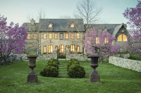 The top wedding venues in New Jersey includes this French manor with greenhouse & gardens! Photo by Christian Garibaldi Wedding Venues New Jersey, Nj Wedding Venues, Yosemite Wedding, Driftwood Beach, Garden Wedding Decorations, Garden Wedding Venue, Garden Lanterns, Unique Wedding Venues, Greenhouse Gardening