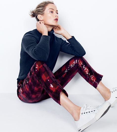 J Crew Women, J Crew Style, Sequin Outfit, Christmas Plaid, Jcrew Women, Sporty Chic, Buffalo Check, Look Cool, Tom Ford