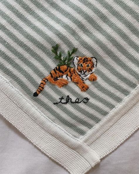 Tiger Theme Nursery, Baby Blanket Embroidery Ideas, Safari Embroidery, Tiger Nursery, Forest Embroidery, Blanket Embroidery, Embroidery Tiger, Tiger Blanket, Tiger Embroidery