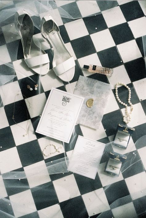 Checkered Floor Wedding, Flat Lays Wedding, Montreal Elopement, Flat Lay Wedding Photography, Checkered Wedding, Wedding Hollywood, Flat Lay Wedding, Paris Shoot, Wedding Flatlay