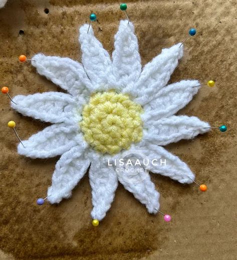 Crochet Daisy Flower Pattern (FREE) Daisy Flower Crochet Pattern, Small Crochet Daisy Free Pattern, Crochet Daisy Motif Pattern, Amigurumi Daisy Flower Free Pattern, Retro Daisy Crochet Pattern, Crochet Daisies, Crochet Daisy Flower, Daisy Flower Pattern, A Daisy Flower