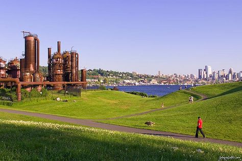 Gas Works Park | Seattle, WA Pnw Architecture, Seattle Attractions, Seattle Gum Wall, Seattle Coffee Shops, Seattle Life, Seattle Travel Guide, Seattle Style, Art Park, Seattle Travel