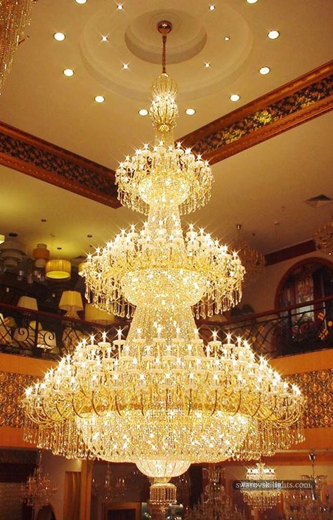 Chandelier Stairwell, Large Modern Chandelier, Chandelier Lamps, Crystal Lights, Swarovski Crystal Chandelier, Crystal Lamps, Gold Faucet, Chandeliers Lighting, Lights Chandelier