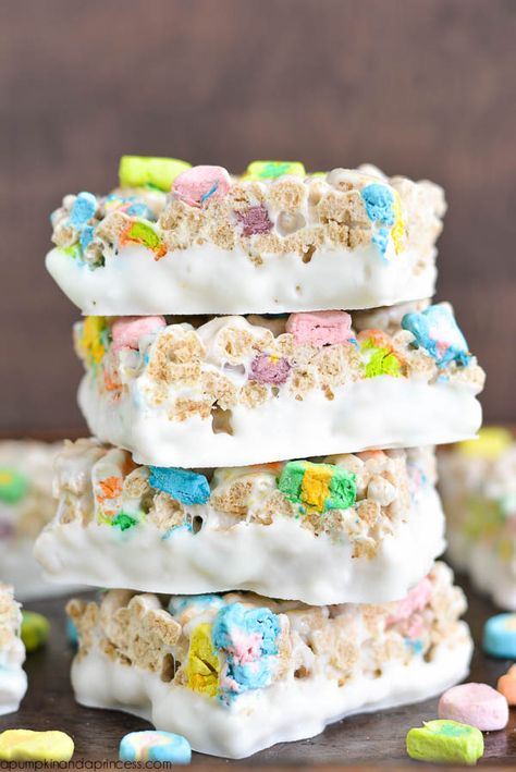 Lucky Charms Rice Crispy Treats, Lucky Charms Cereal Bars, Lucky Charms Cake, Cereal Bars Homemade, Lucky Charms Treats, Cereal Bars Recipes, Traditional Baking, Alzheimers Caregivers, Motivate Employees