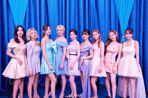 Twice The Feels, Twice Group, The Feels, Set Me Free, Group Photos, Kpop Outfits, Kpop Girl Groups, One In A Million, A Group