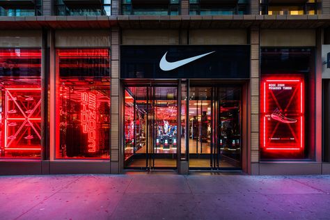 Nike Pegasus Turbo, Nike Retail, Interior Deisgn, Retail Design Display, Bar Interior Design, Retail Windows, Nike Pegasus, Retail Store Design, Retail Interior