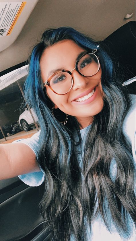 Black With Blue Money Piece, Dark Hair With Blue Money Piece, Navy Blue Money Piece Hair, Brown Hair Blue Money Piece, Front Piece Of Hair Dyed, Black Hair Blue Money Piece, Blue Money Piece, Dark Blue Hair With Light Blue Money Piece, Blue Roots Black Hair