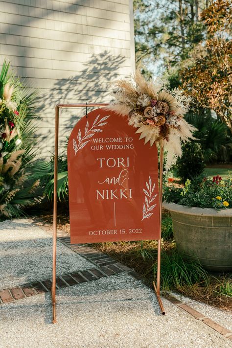 Fall Boho Wedding Welcome Sign, Wedding Signing Board, Boho Welcome Sign Wedding, Sikh Wedding Decor, Boho Terracotta Wedding, Wedding Reception Entrance, Daufuskie Island, Boho Wedding Theme, Wedding Welcome Board