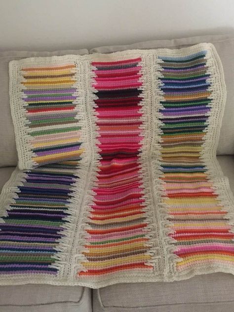 Temperature Crochet, Temp Blanket, Temperature Afghan, Knitting Room, Crochet Dreams, Temperature Blanket, Car Trip, Knit Blankets, Crochet Idea