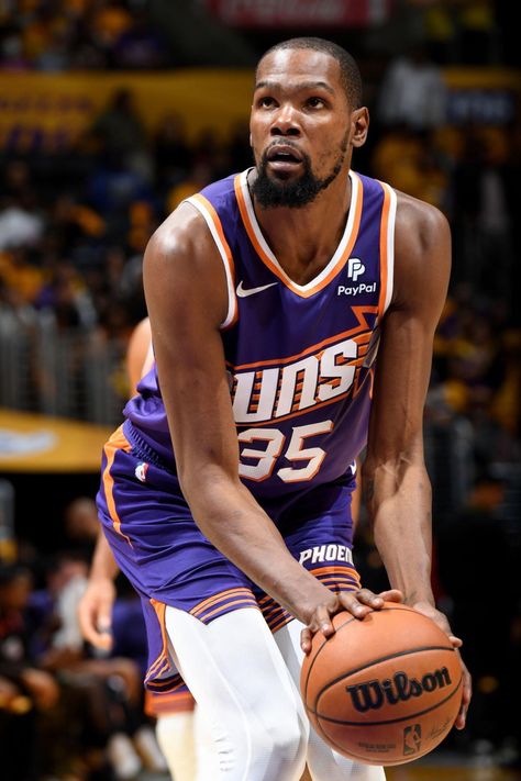 Kevin Durant - Phoenix Suns #35 Kevin Durant Phoenix Suns, Nba Kevin Durant, Kevin James, Nba Art, Nba Championships, Nba Draft, Pierce Brosnan, Peyton Manning, Christian School