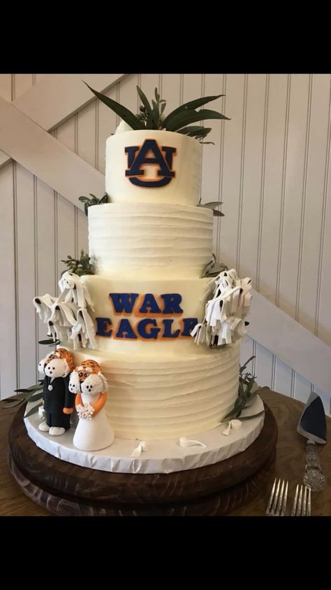 Auburn Grooms Cake, Auburn Party, Auburn Cake, Auburn Wedding, Grooms Cake Tables, Groomsman Cake, Grooms Cakes, Future Wedding Plans, Auburn University