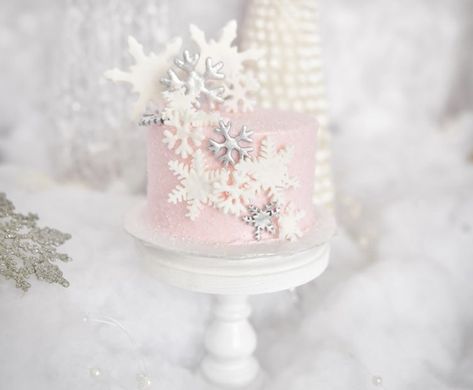 Winter Wonderland Smash Cake Girl, Winter Smash Cake Girl, Pink Winter Wonderland Cake, Winter Onederland First Birthday Cake, Winter Onederland Smash Cake, Winter Onederland Birthday Cake, Winter Baptism, Winter Onderland Birthday, Smash Cake Ideas