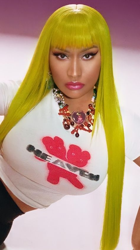 #NickiMinaj Nicki Minaj Green Hair, Nicki Minaj Green, Nicki Minaj Wig, Neon Green Hair, Nicki Minaj Wallpaper, Nicki Minaj Photos, Celebrity Wallpapers, Her Music, Green Hair