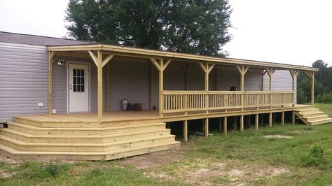 Deck Off Mobile Home, Diy Porch Build, Mobile Home Covered Porch Ideas, Trailer Porch Ideas, Mobile Home Patio Ideas, Mobile Home Patio, Mobile Home Porches, Mobile Home Deck, Manufactured Home Porch