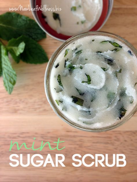 Simple Sugar Scrub, Easy Sugar Scrub, Mint Sugar Scrub, Mint Sugar, Simple Sugar, Homemade Scrub, Mint Recipes, Sugar Scrub Recipe, Diy Body Scrub