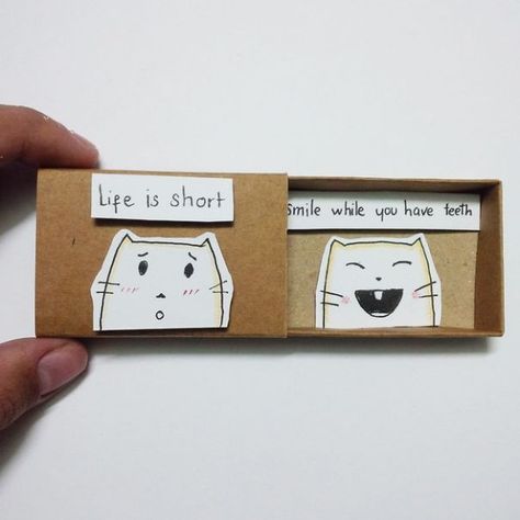 Smile While You Have Teeth Matchbox Crafts, Matchbox Art, Cadeau Diy, Birthday Diy, Encouragement Cards, Birthday Cards Diy, Diy Birthday Gifts, Diy Birthday, Box Art