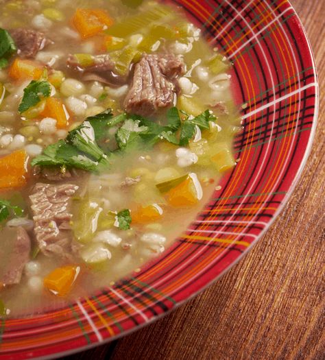 Scotch Broth Soup, Sopa Minestrone, Scotch Broth, Scottish Dishes, Broth Soup, Beef Barley, Beef Barley Soup, Scottish Recipes, Soup Maker