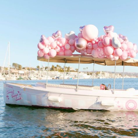 Stoney Clover Lane on Instagram: “Our duffy boat is decked out for Valentine’s Day 🥰🥰🥰” Pink Yacht Party, Duffy Boat Bachelorette, Bachelorette Yacht Party Aesthetic, Bachelorette Boat Day, Bachelorette Party Love Island, Duffy Boat, Bachelorette Party, Pink, Instagram