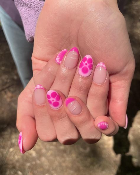 give me all the summer nails 💅 Simple Nail Art On Short Nails, Teen Nails Short, Short Gel Nails Summer, Inspirational Nails, Vacay Nails, Short Nails Summer, Bestie Quotes, Teen Nails, Bright Nail Art