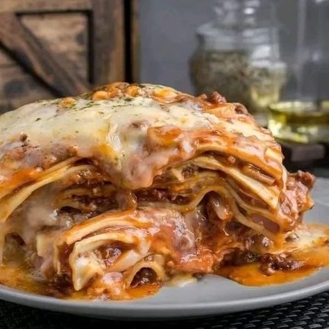 Recipes Lasagna, Low Carb Noodles, Balanced Meal Plan, Easy Lasagna Recipe, Fine Cooking, Large Tray, Low Carb Meals Easy, Lasagna Recipe, Food To Go