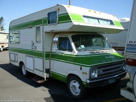 Dodge 1977 Broughman Remodeling Rv, Motorhome Remodel, Motor Trail, 5th Wheel Trailers, Small Rv, Rv Makeover, Vintage Rv, Rv Renovations, Tesla Motors