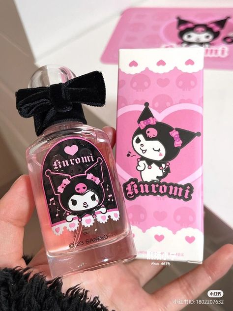 Koleksi Parfum, Hello Kitty Makeup, Hello Kitty Crafts, Hello Kitty Accessories, Pink Hello Kitty, Pretty Skin Care, Perfume Lover, Bath And Body Care, Hello Kitty Items