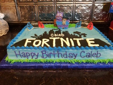 Buttercream cake Fortnite Sheet Cake For Boys, Fortnite Sheet Cake, Fortnite Birthday Cake, Baby Boy Birthday Cake, Gaming Party, Fortnite Party, Fortnite Birthday, Birthday Sheet Cakes, Cupcake Birthday Cake