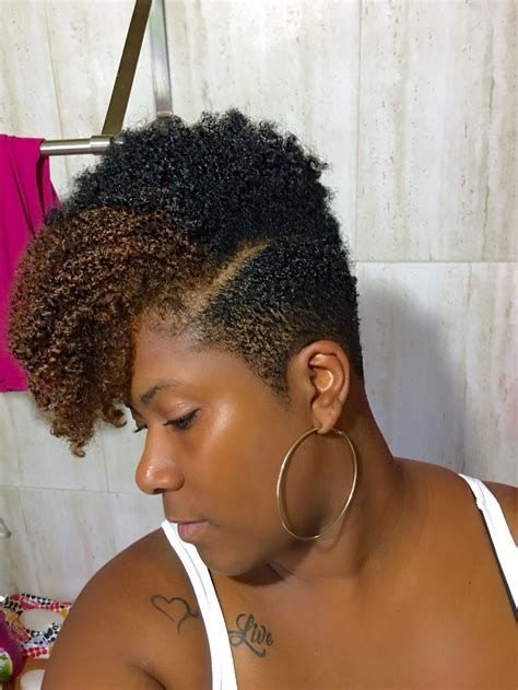 tapered cut on natural hair - - Image Search Results Tapered Haircut Natural Hair, Natural Mohawk, Natural Tapered Cut, Tapered Haircut For Women, Natural Hair Mohawk, Tapered Natural Hair Cut, Natural Hair Haircuts, Natural Hair Twa, Hair Shrinkage