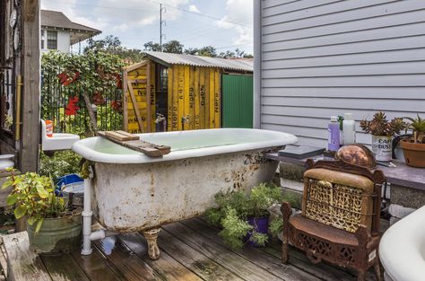 New Orleans Backyard, Outdoor Clawfoot Tub, Clawfoot Tubs, Cottage Core Home, Music Stage, Backyard Creations, Greek Revival Home, Outdoor Bathtub, Outdoor Baths