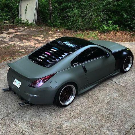 350z Modified, Nissan Z Cars, Simple Yoga, Nissan Z, Drifting Cars, Mitsubishi Lancer Evolution, Nissan Silvia, Street Racing Cars, Nissan 370z