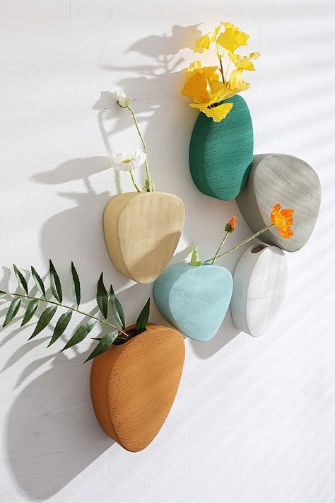 Homemade Home, Wall Mounted Planters, Birdhouse Designs, Homemade Home Decor, Inspire Me Home Decor, Décor Diy, Hanging Plants, Modern Colors, Diy Wall