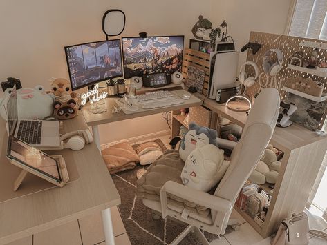 Neko 🐱🍞 VTUBER on Twitter: "the station had a bit of an upgrade ☁️ https://t.co/PQAngLmhrO" / X White Desk Setup, Layered Bedding, Fall Bedroom Ideas, Dream Bedroom Inspiration, Cozy Fall Bedroom, Gamer Room Decor, Desktop Setup, Video Game Rooms, Room Redesign