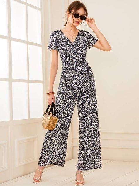 Skirt Jumpsuit, Out Back, Fashion Quotes, Shein Style, Vintage Style Outfits, Wide Leg Jumpsuit, Online Fashion, Jumpsuits For Women, Men's Clothing