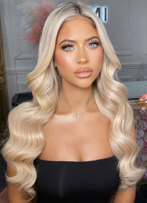 Blonde Bridal Hair, Hoco Makeup Looks, Hairstyle Examples, Guest Hair, Dyed Blonde Hair, Curls For Long Hair, Makeup For Blondes, Birthday Hair, Smink Inspiration