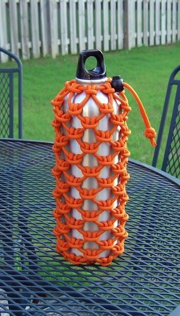 Paracord Paracord Projects Tutorials, Water Bottle Sleeve, Paracord Projects Diy, Rope Projects, Paracord Diy, 550 Cord, Paracord Knots, Rope Knots, Parachute Cord