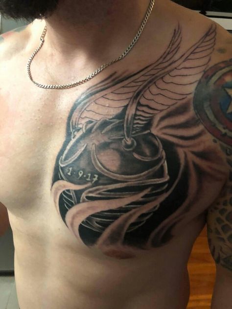 Golden snitch tattoo Harry Potter Chest tattoo For the wife Harry Potter Chest Tattoo, Golden Snitch Tattoo, Snitch Tattoo, Tattoo Harry Potter, Potter Tattoo, Harry Potter Tattoo, Golden Snitch, Tat Ideas, Chest Tattoo