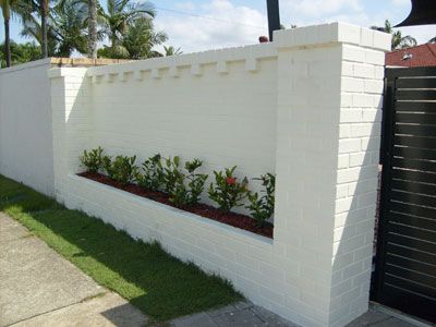 brick planters Concrete Fence Wall, Pagar Modern, Boundry Wall, Fence Wall Design, Compound Wall Design, White Brick Wall, House Fence Design, Wall Fence, Compound Wall