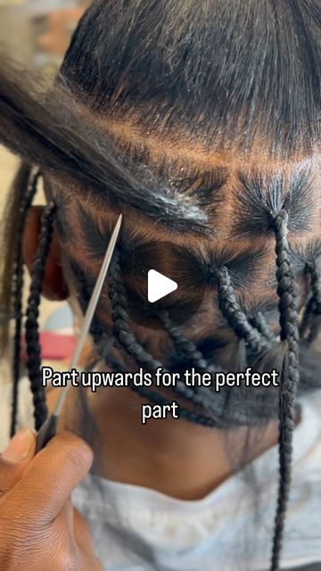 Danielle E. Brown on Instagram: "Knotless tutorial   #knotless #knotlessbraids #knotlessbraid #hair #hairstylist #trendingaudio #audio #trending #braider #braiders #atl #ctl #nyc #la #viral #explore #explorepage #bigenergy #hairdresser #hairsalon #natural #braiding #tutorial #hairtutorial #braidtutorial" Easy Knotless Braids Tutorial, Braiding Your Own Hair For Beginners, How To Start Box Braids, Knotless On Natural Hair, Knotless Twist Braids Medium, How To Do Knotless Box Braids, Knotless Braids Tutorials, Hair Plats, Knotless Braids On Natural Hair