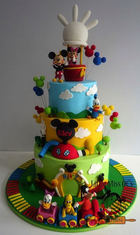 Kue Mickey Mouse, Mickey Mouse Playhouse, Birthday Cake Mickey Mouse, Mickey Mouse Ideas, Mickey Mouse Clubhouse Birthday Cake, Cake Mickey Mouse, Mickey Birthday Cakes, Γενέθλια Mickey Mouse, Mickey Mouse Clubhouse Cake