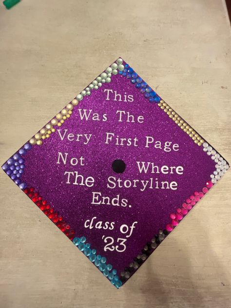 Graduation Cap Designs Zach Bryan, Taylor Graduation, Taylor Swift Grad Cap, Enchanted Taylor Swift, Grad Cap Ideas, Graduation Cap Ideas, College Grad Cap Ideas, Graduation Cap Decoration Diy, High School Graduation Cap