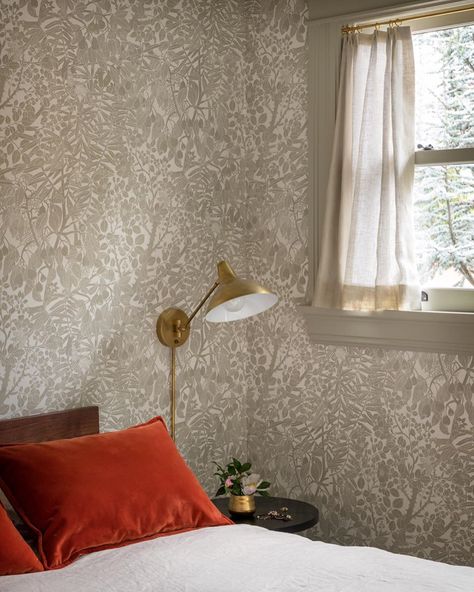 Guest bedroom with Marthe Armitage wallpaper, a walnut bed, and a lobster mushroom colored pillow complete our “ode to the Pacific Northwest”. :) #nwjohnsonstreethouse Jessica Helgerson Interior Design @jhinteriordesign Marthe Armitage, Jessica Helgerson Interior Design, Jessica Helgerson, Portland House, Craftsman Style Home, Craftsman Style Homes, Blue Cabinets, Street House, Storey Homes