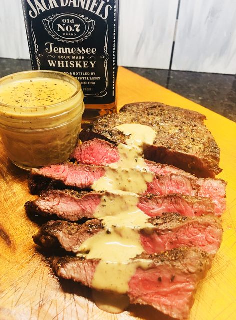 Whiskey Cream Sauce, Steak And Whiskey, Flat Iron Steak Recipes, Asian Steak Bites, Seared Salmon Recipes, Whiskey Cream, Skirt Steak Recipes, Chimichurri Recipe, Flat Iron Steak