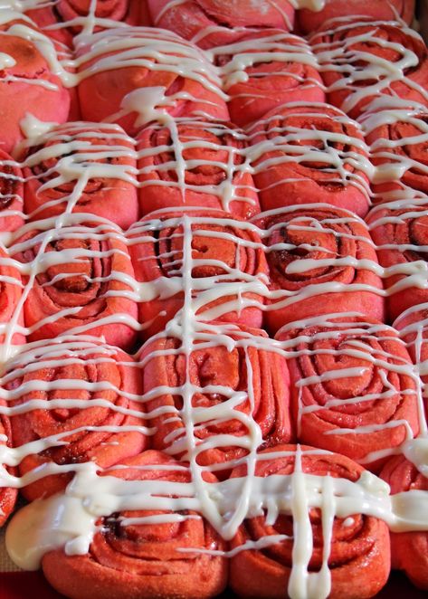 Portuguese Sweet Bread, Pink Food Coloring, Pink Foods, Fake Bake, Bread Recipes Sweet, Cinnamon Rolls Recipe, Food Lion, Cinnamon Buns, Rolls Recipe