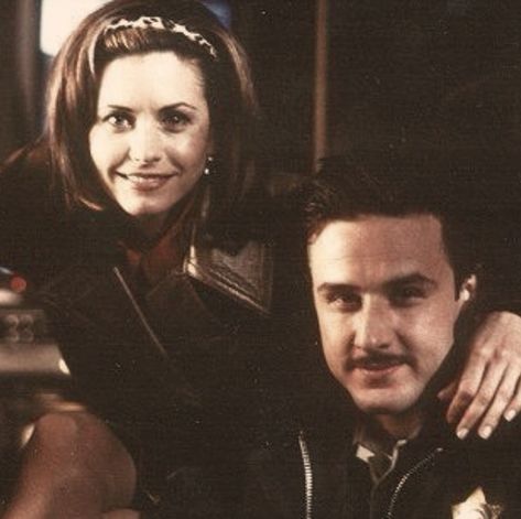 Dewey Riley Icon, Gale Weathers And Dewey, Gale And Dewey, Dewey And Gale, Dewey Riley, Scream Film, Gale Weathers, Scream Movies, Scream 1996