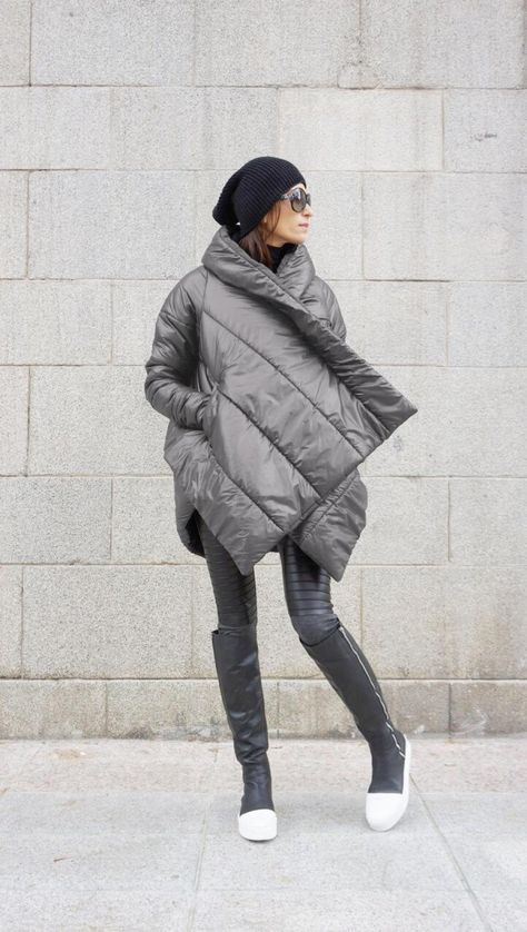 Extra Long Leggings, Waterproof Winter Coat, Detail Couture, Shop By Outfit, Trendy Hat, Womens Hoodies, Panel Leggings, Boating Outfit, Long Leggings