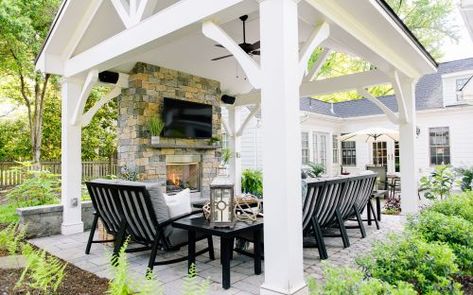 Porch Enclosure Ideas, Porch Enclosure, Stepping Stone Walkways, Enclosure Ideas, Screened Porch Designs, Outdoor Renovation, Outdoor Fireplace Patio, Concrete Fire Pits, Cozy Patio